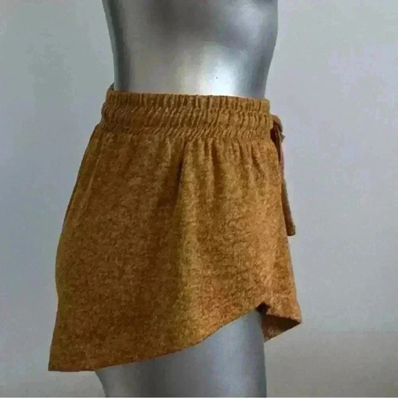 FREE 🆕Splash  Shorts - Picture 3 of 14